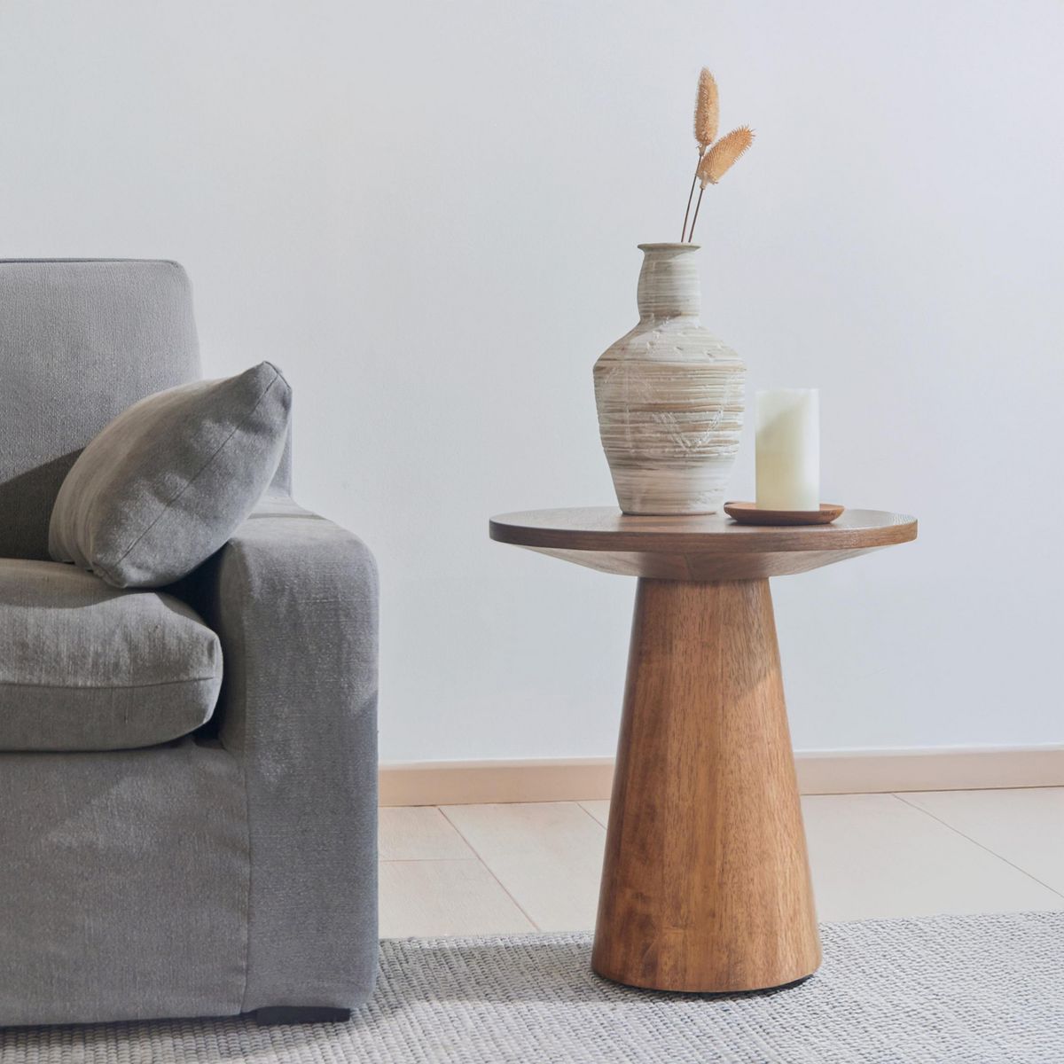 CIC - Mesa Redonda Blackburn Roble 50x53x50 cm