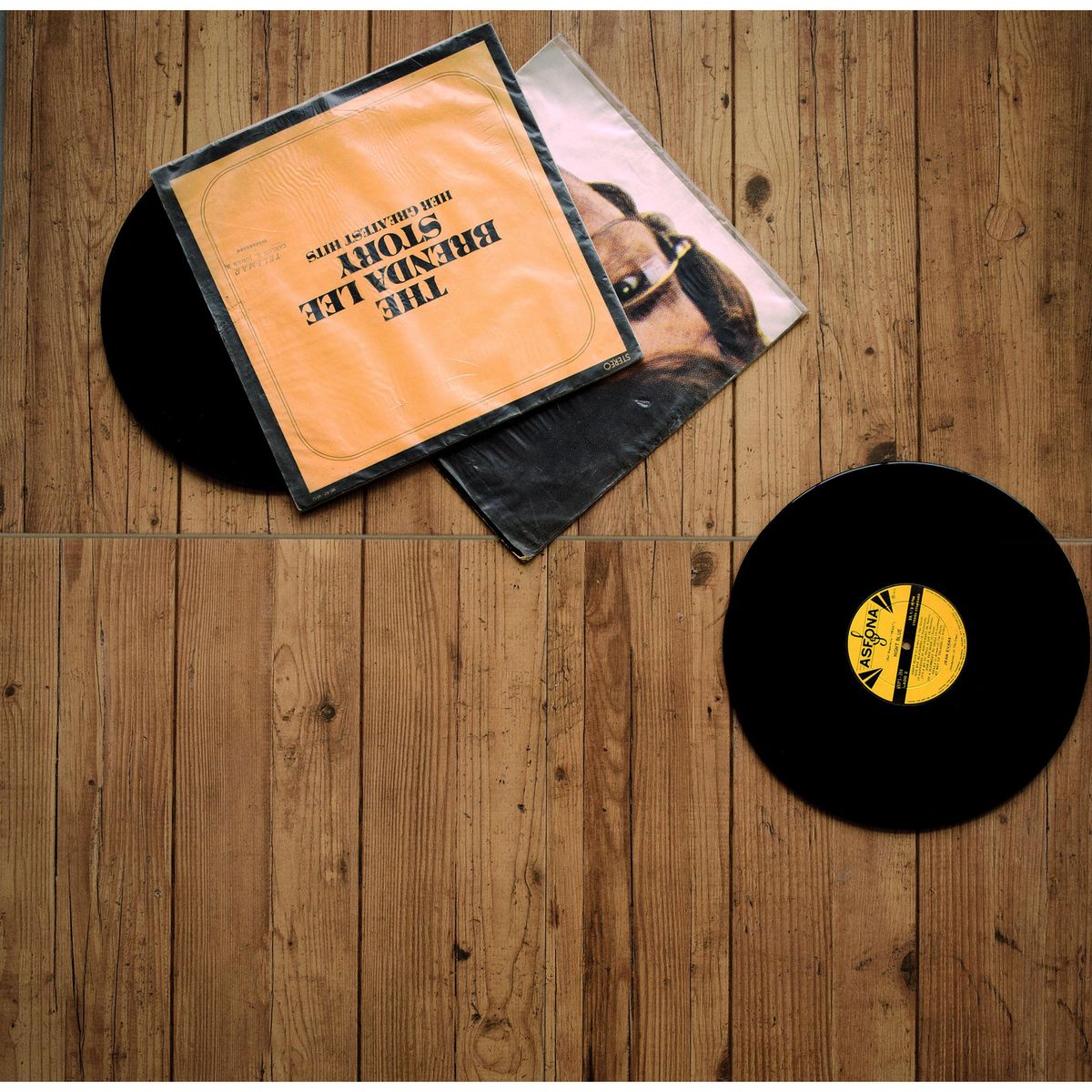 CORDILLERA - Cerámica 45x45 cm Fresno americano Café 2.29 m2