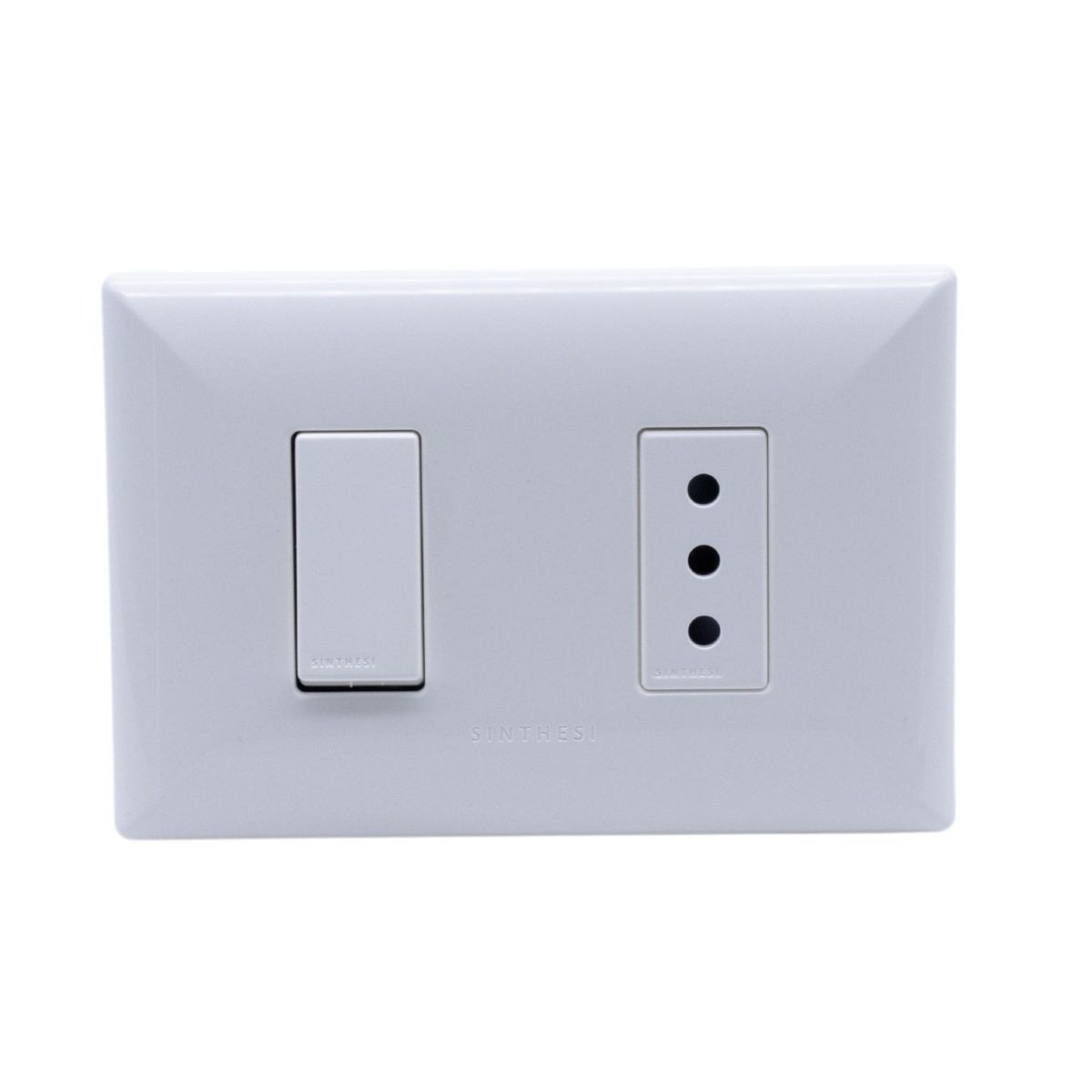 SINTHESI - Interruptor 9/12 1M + tomacorriente 10A arm S17 blanco