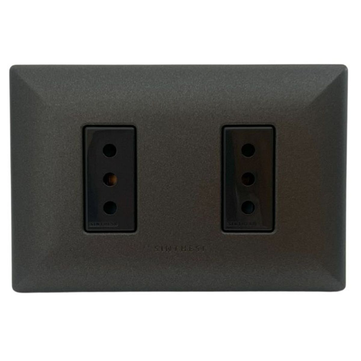 SINTHESI - Tomacorriente Duplex 10 A Noir