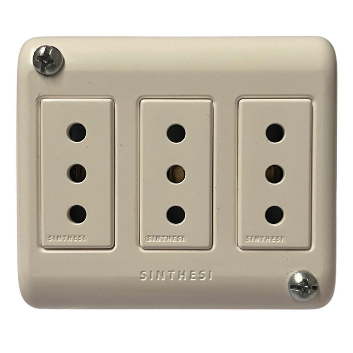 SINTHESI - Casquete tomacorriente 10a triple armado S17 blanco