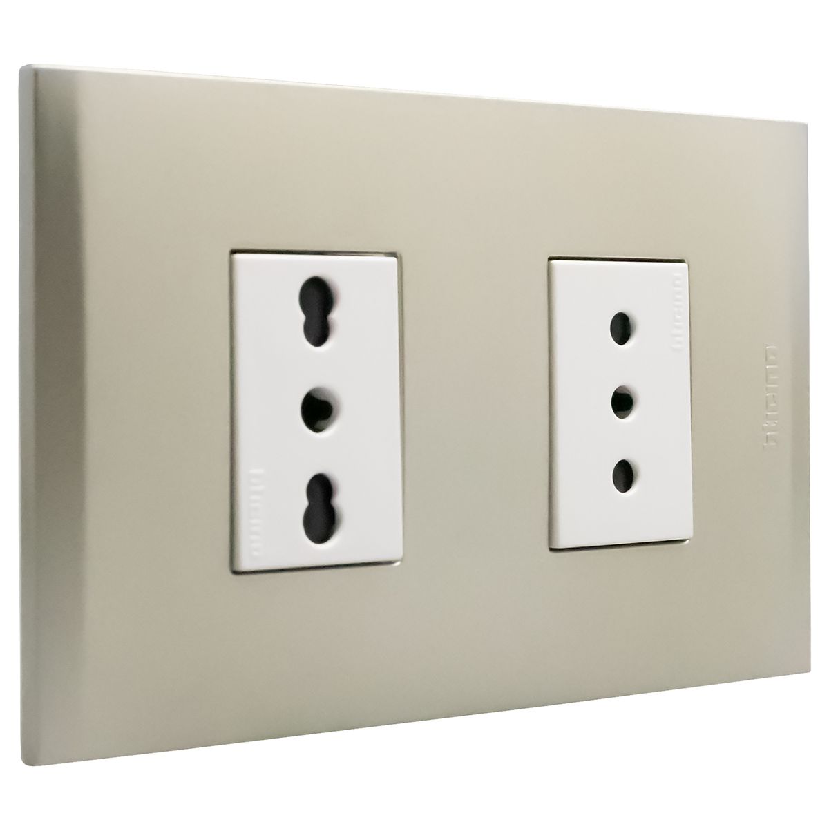 BTICINO - Enchufe armado 10A + 10/16A Terra Nobile