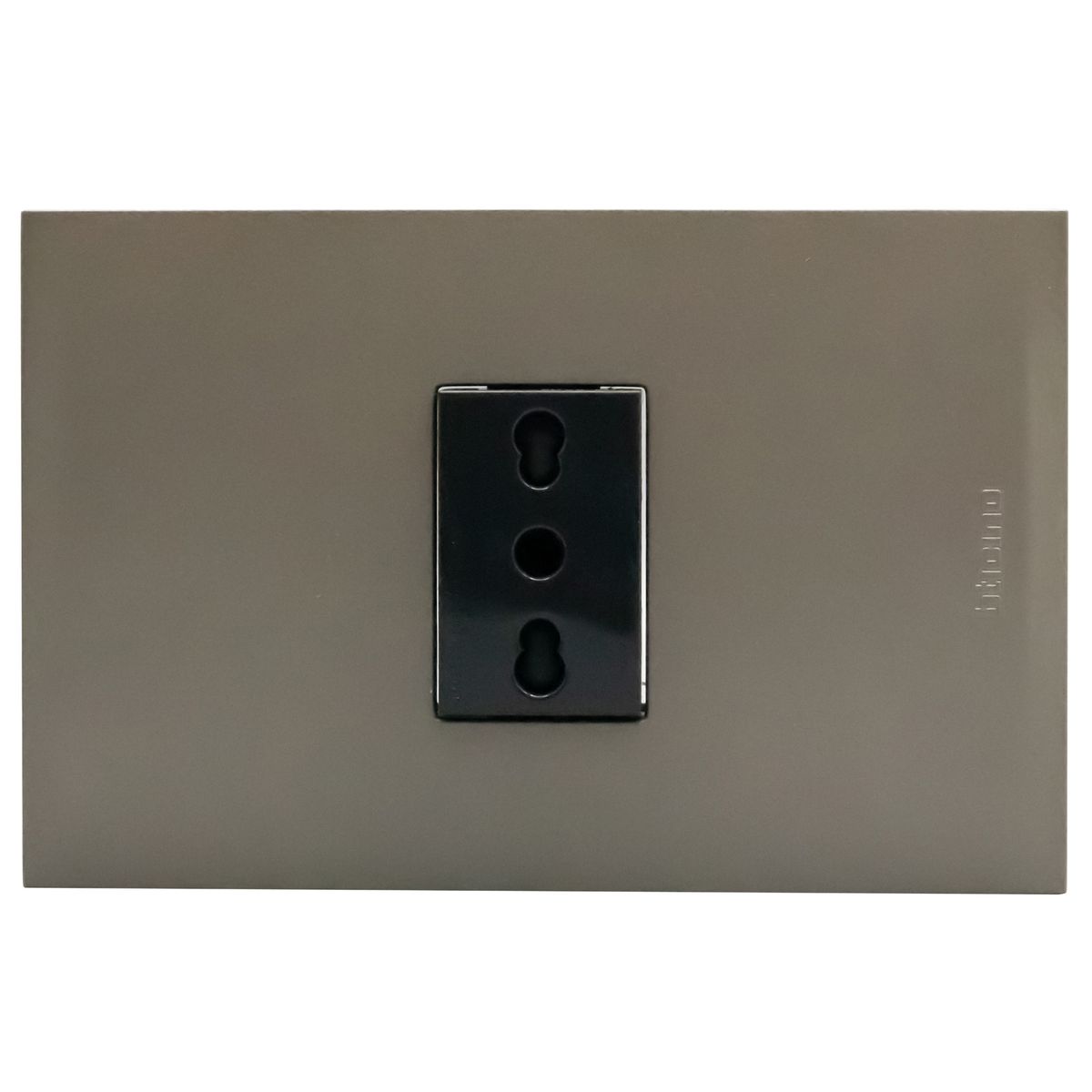 BTICINO - Enchufe armado simple 10/16 Terra Nobile