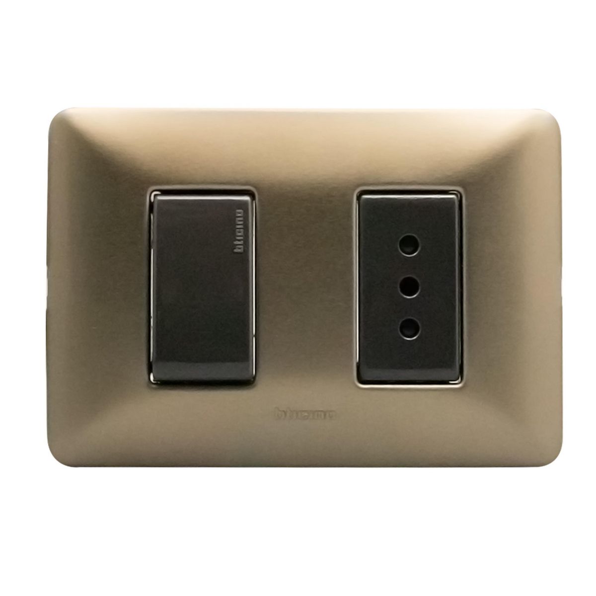 BTICINO - Placa armada 10A + Int 9/12 Titanio Matix