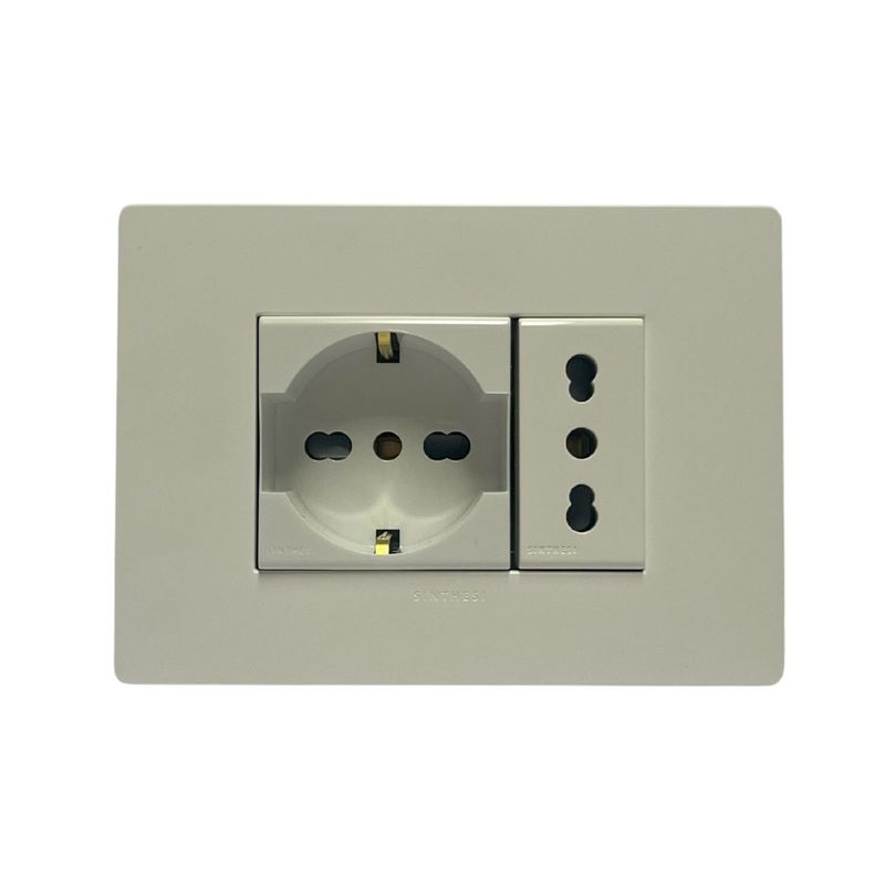 SINTHESI - Enchufe schuko 10/16A + enchufe 10A  armado S32 blanco
