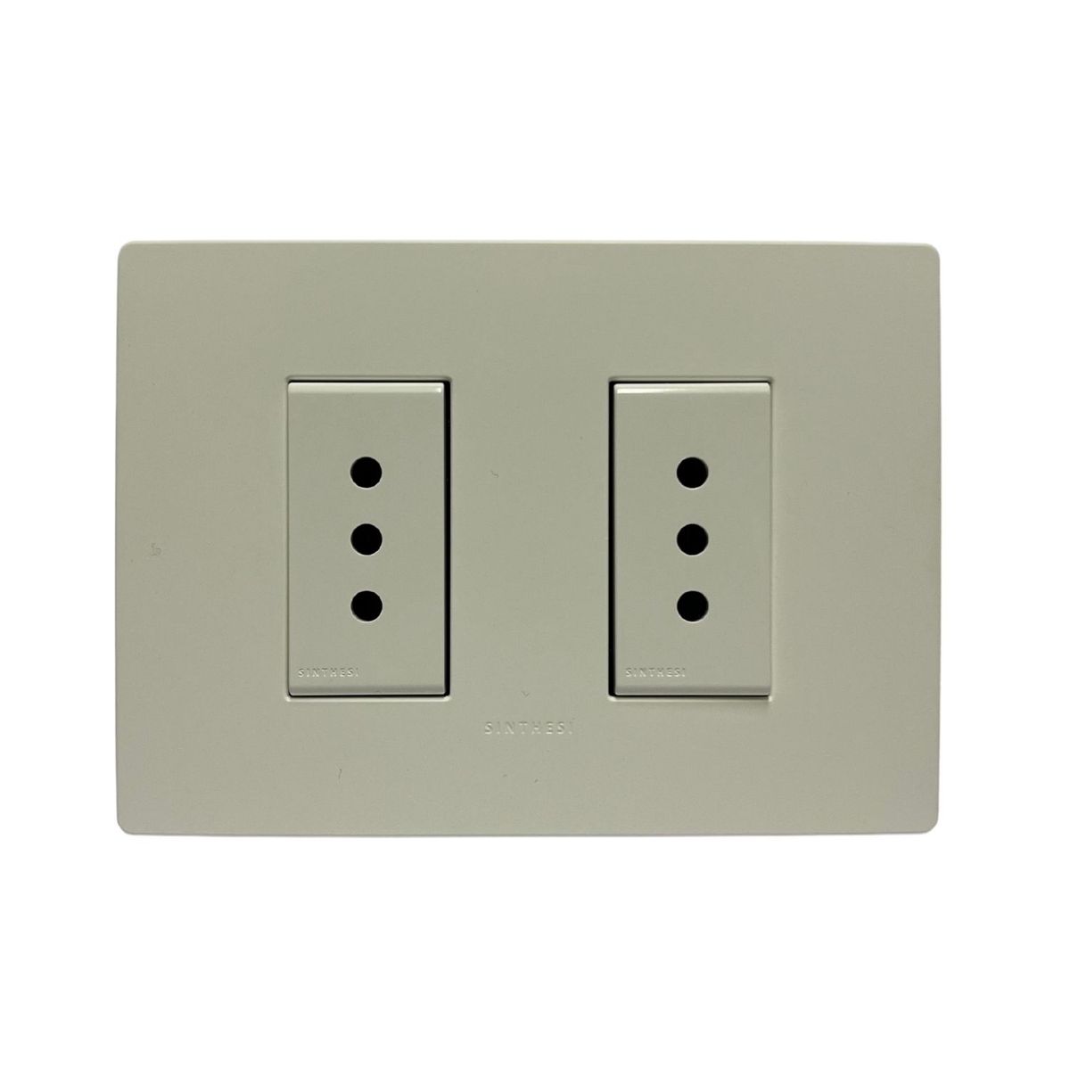 SINTHESI - Enchufe doble 10A armado S32 blanco