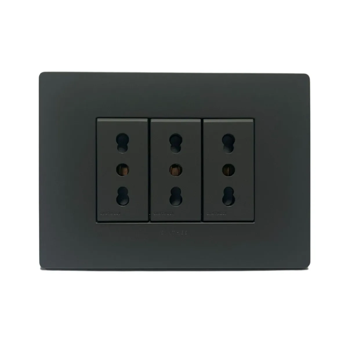 SINTHESI - Enchufe triple 10/16A armado S33 noir