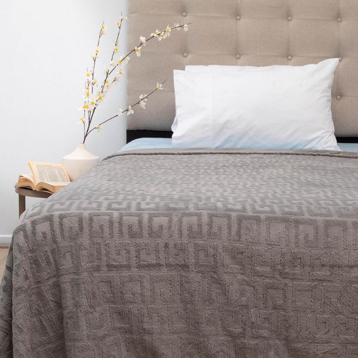 DORAL - Frazada Deluxe 1.5 plazas Gris Oscuro