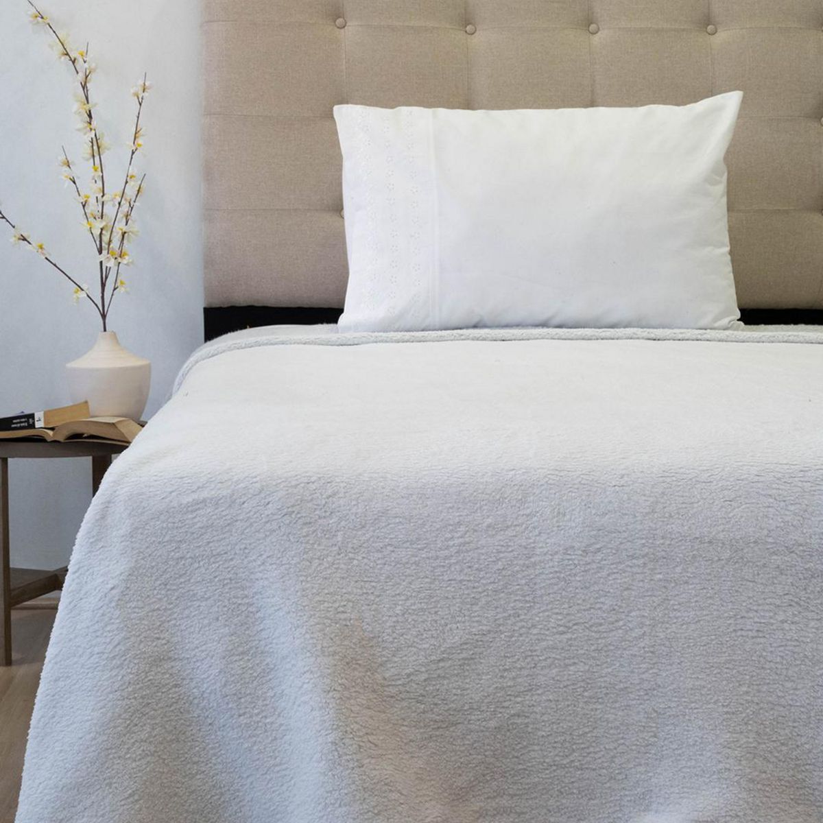 DORAL - Frazada Chiporro Two Tones Deluxe 1.5 plazas Blanco