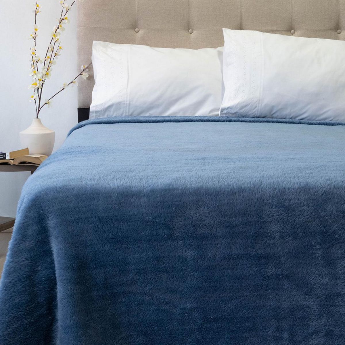 DORAL - Frazada Softy Deluxe 2 plazas Celeste