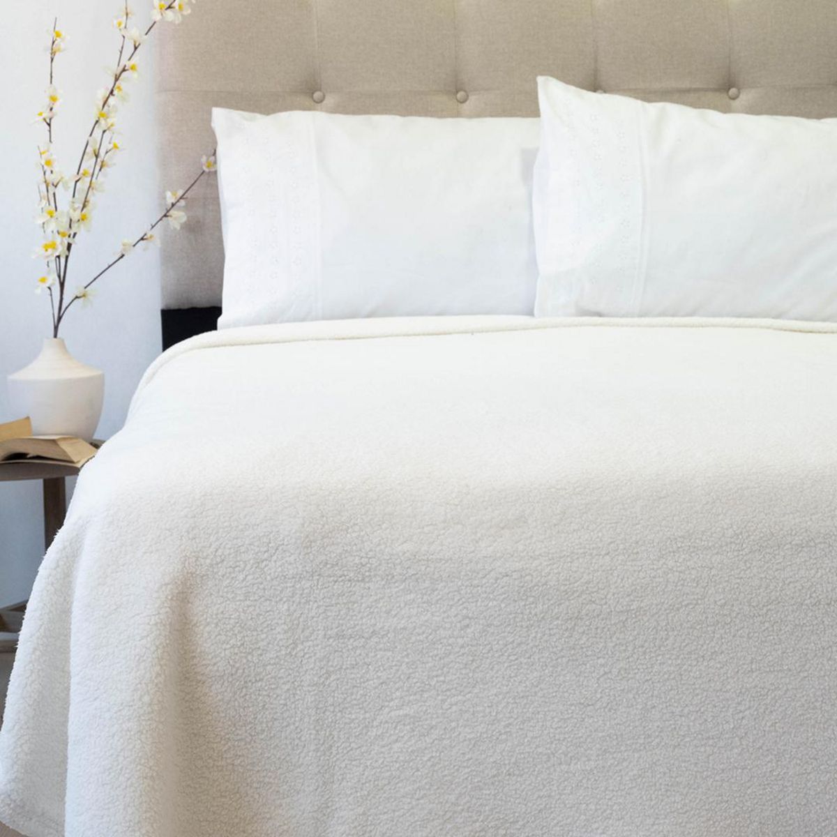 DORAL - Frazada Softy Deluxe 2 plazas Crudo