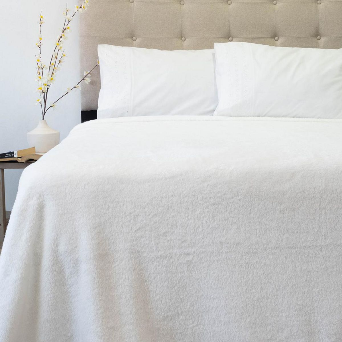 DORAL - Frazada Softy Deluxe 2 plazas Blanco