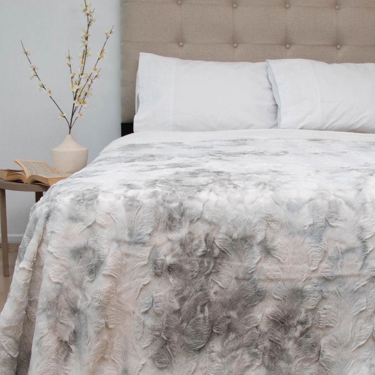 DORAL - Frazada Deluxe King Gris Claro