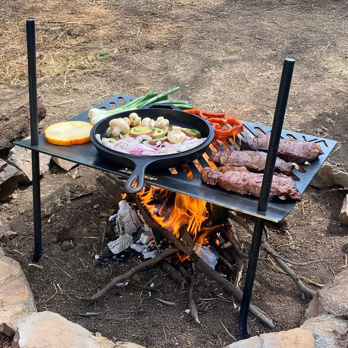 VARVACOA - Parrilla Portátil Montaña Acero