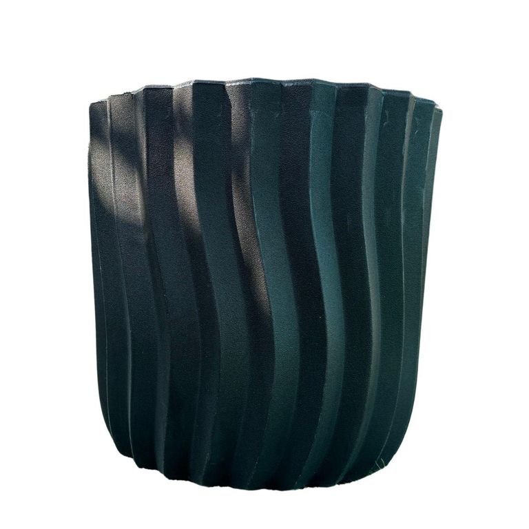 Macetero Grande de Polietileno 40.6x38.1 cm Negro