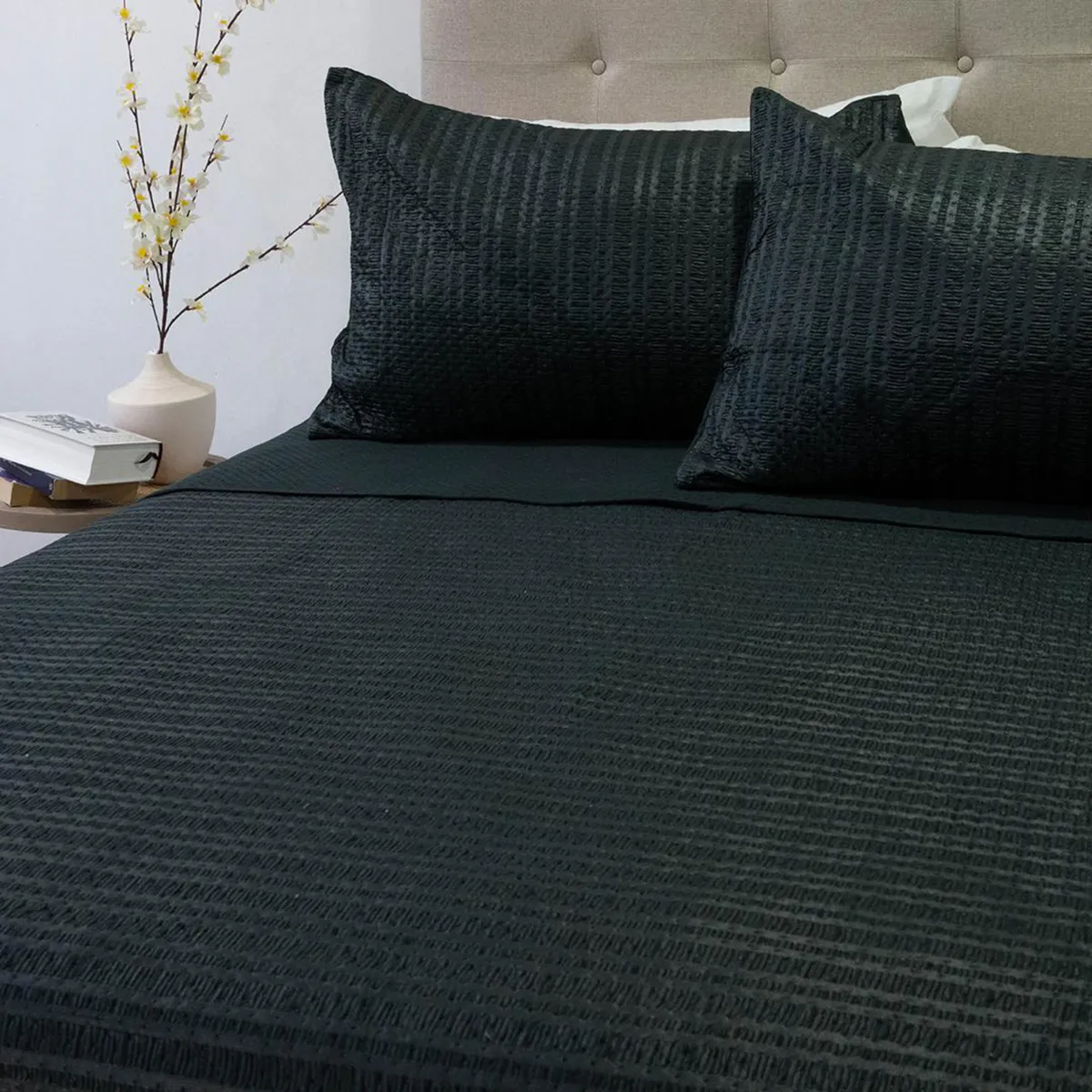 DORAL - Quilt 2 plazas Boston Negro 