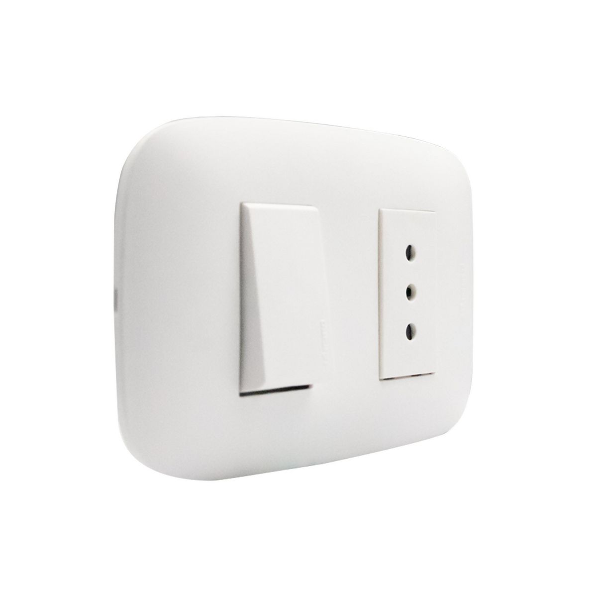 BTICINO - Interruptor Simple (9/12) + Tomacorriente 10A Blanco Domino Sencia