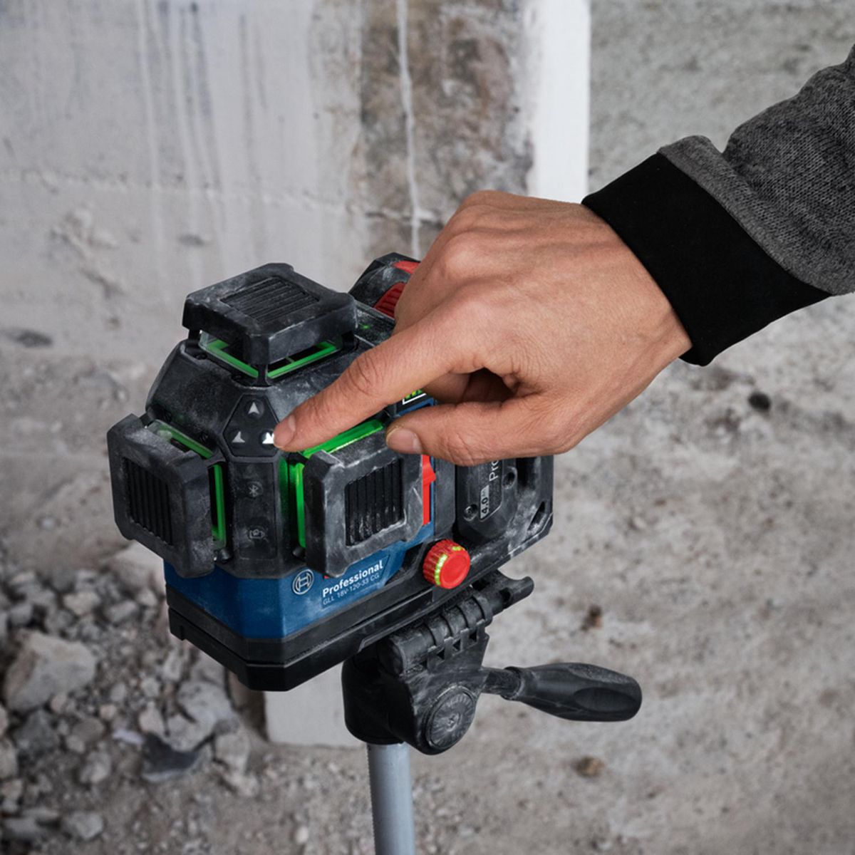 BOSCH - Nivel láser GLL 18V-120-33 CG 240m + maletín