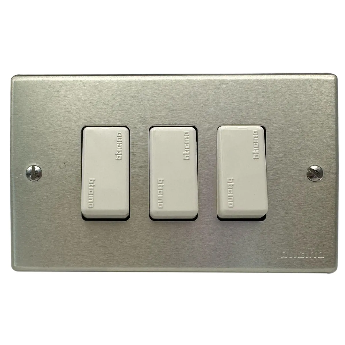 BTICINO - INTERRUPTOR TRIPLE MAG 5001/3K