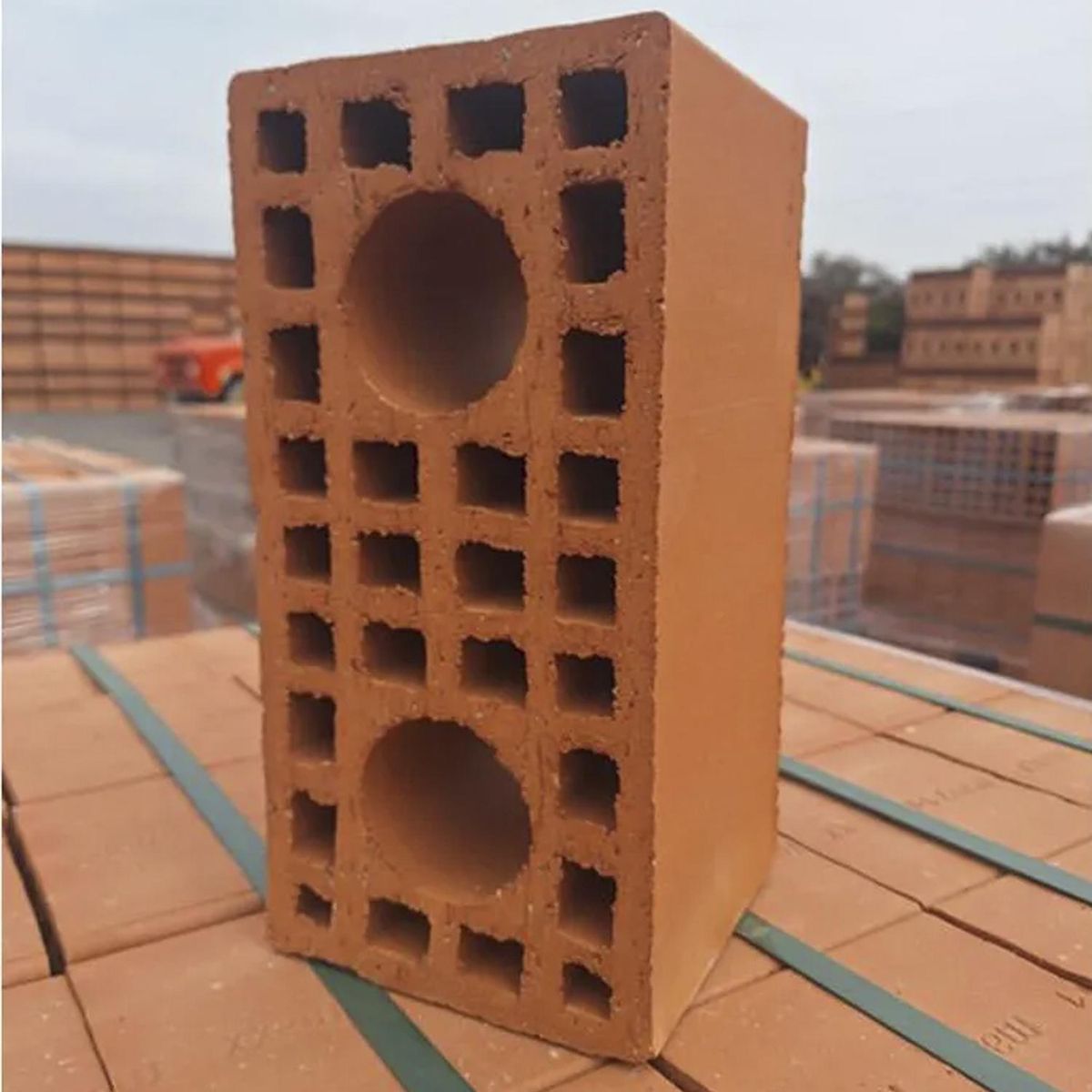 GENERICO - Ladrillo Grande Oso 14x29x14 cm