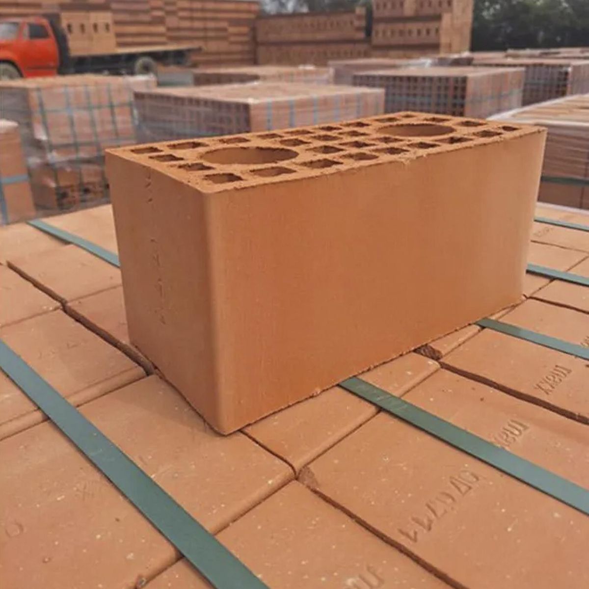 GENERICO - Ladrillo Grande Oso 14x29x14 cm