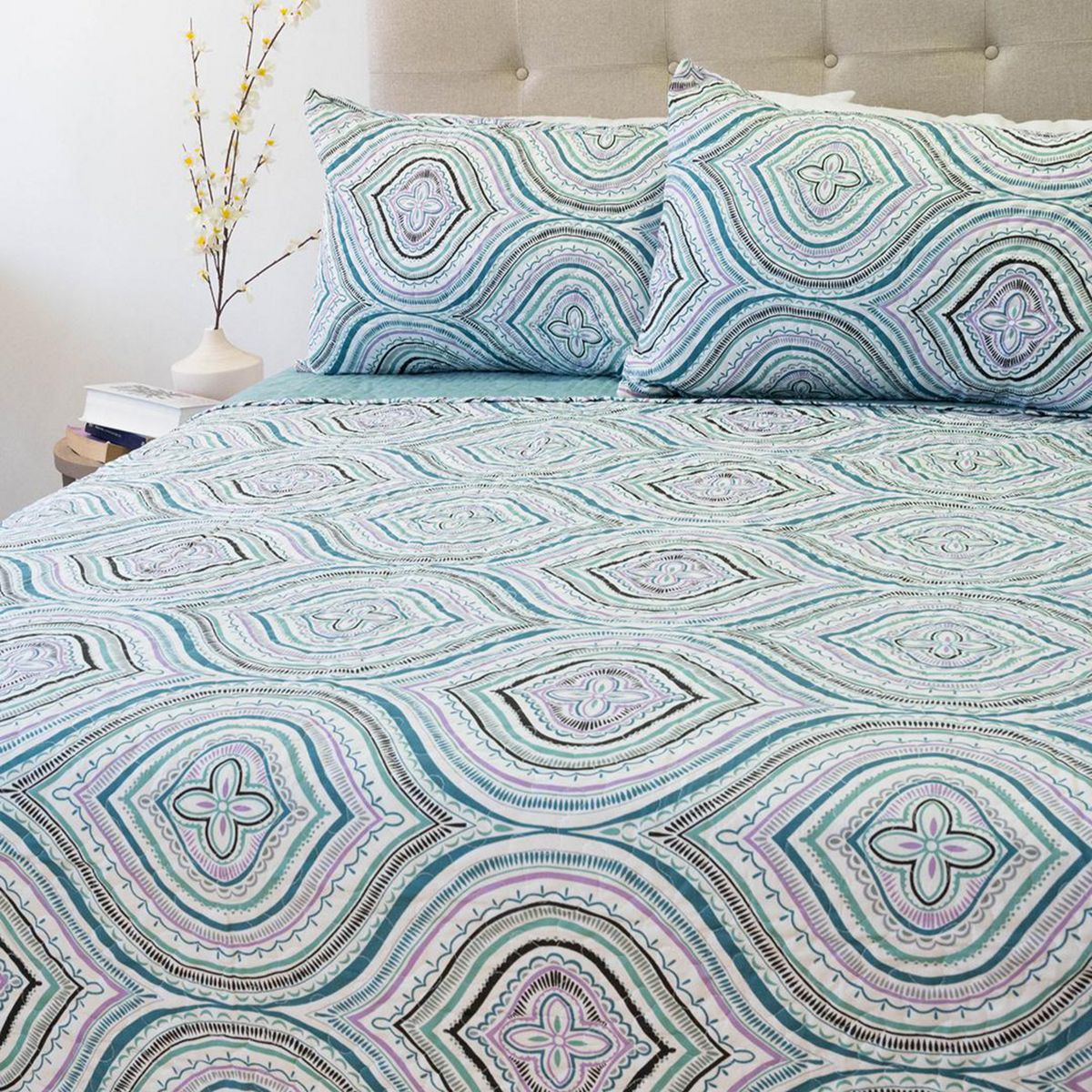 DORAL - Quilt 2 plazas Stitchy Multicolor 