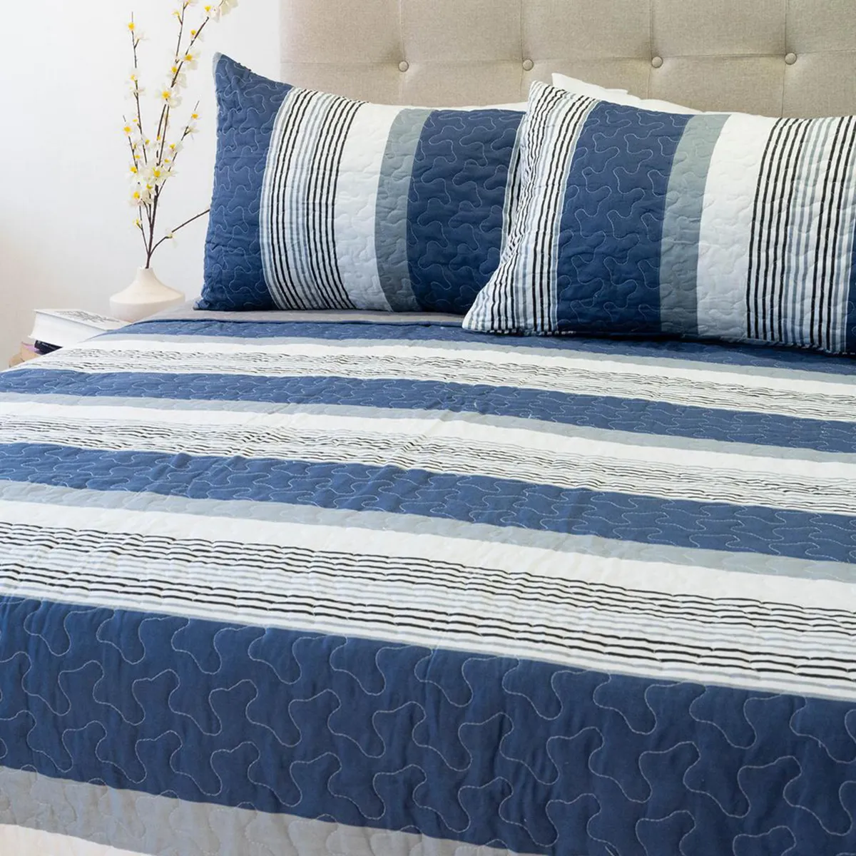 DORAL - Quilt 2 plazas Stitchy Multicolor 