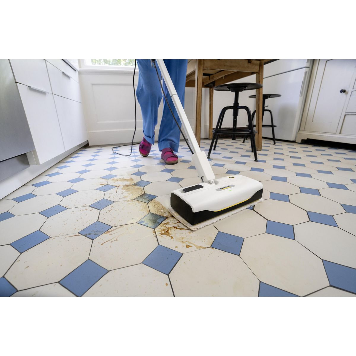 KARCHER - Limpiador 1300 W 200 Litros 1.513-560.0