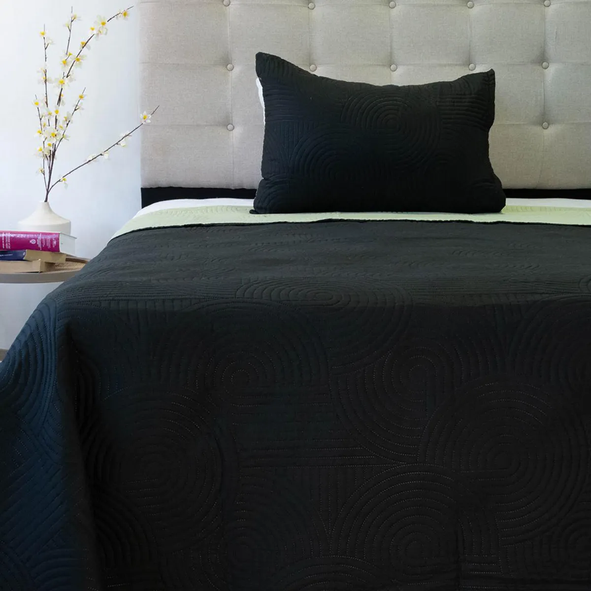DORAL - Quilt 1.5 plazas Bicolor Negro-Verde 