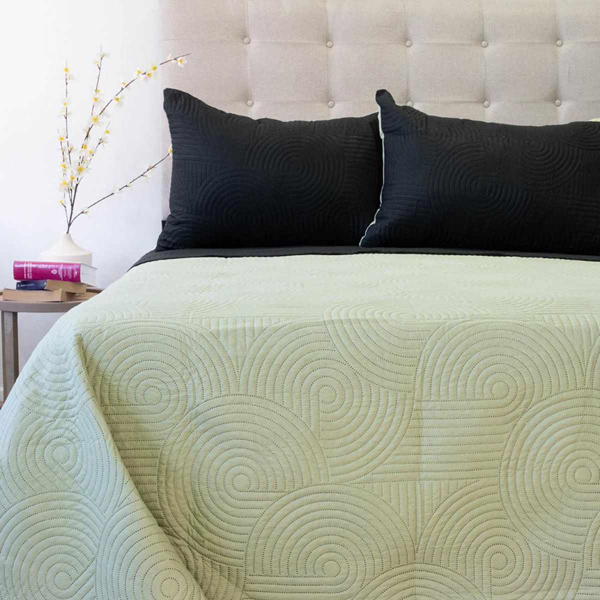 DORAL - Quilt King Bicolor Negro-Verde 