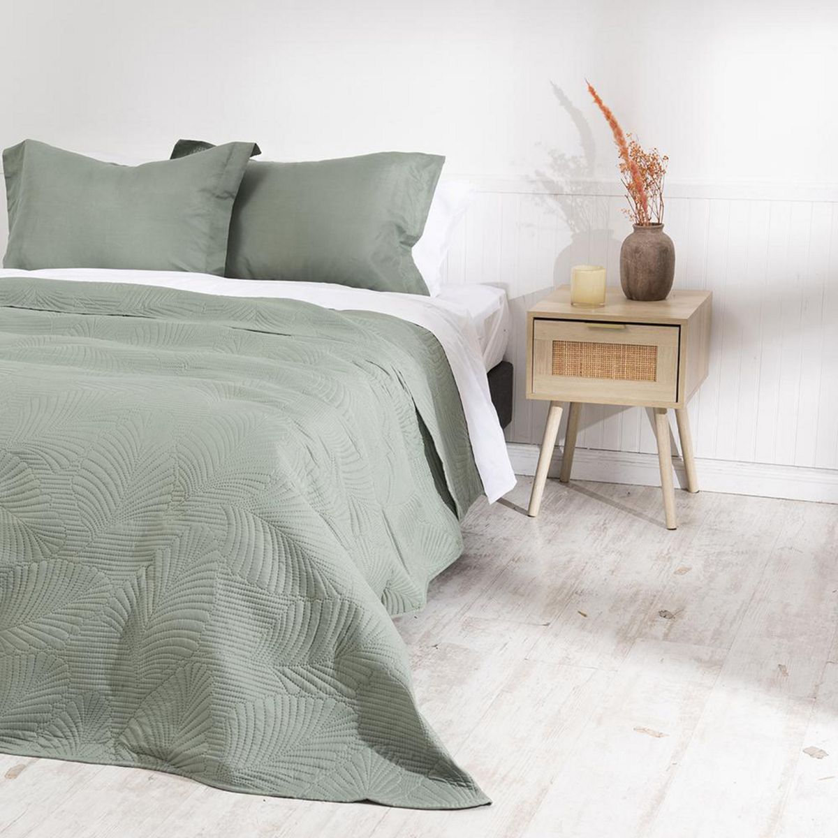 MASHINI - Quilt 1.5 plazas Liso Verde 