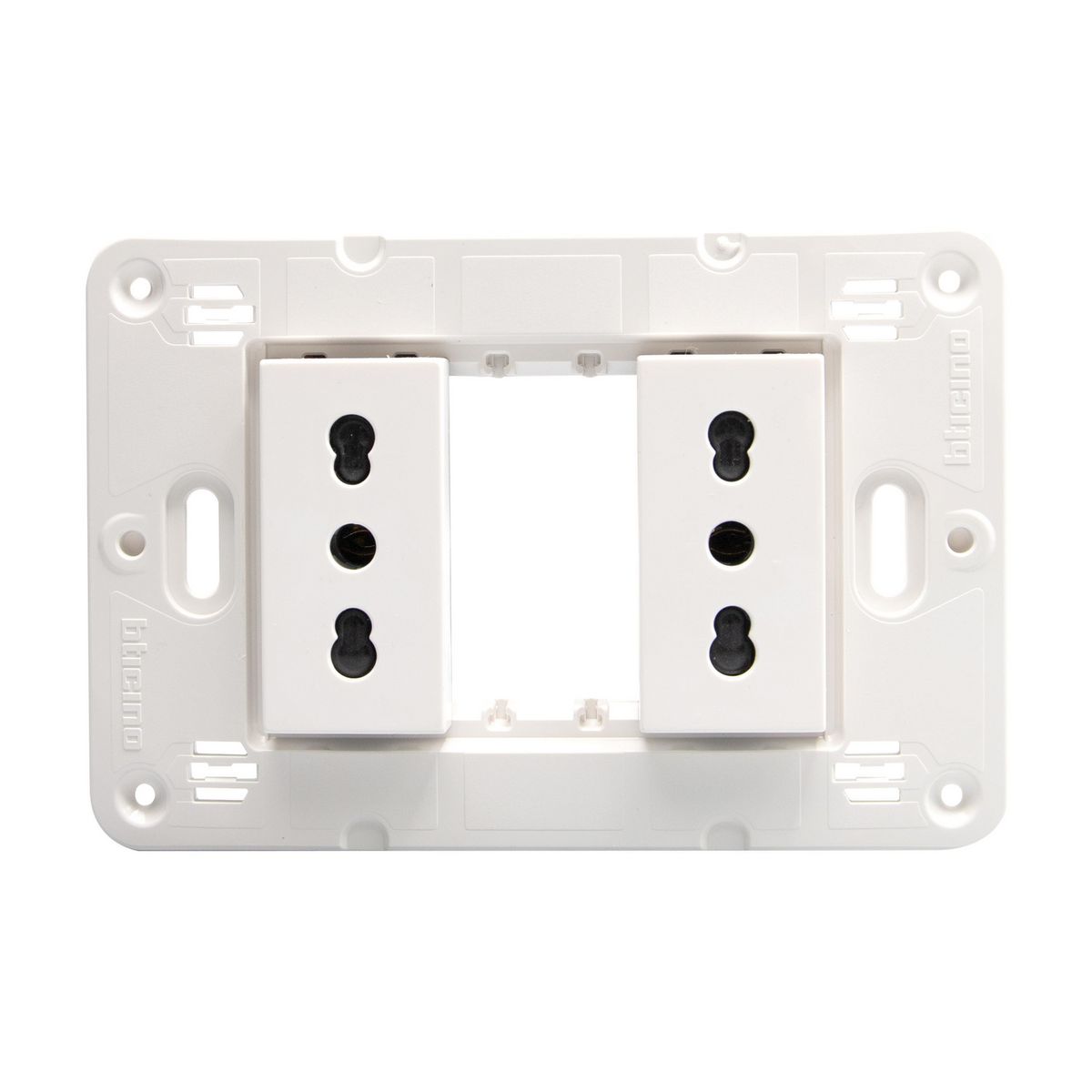 BTICINO - Tomacorriente Doble 10/16A Blanco Semi Armado Matixgo