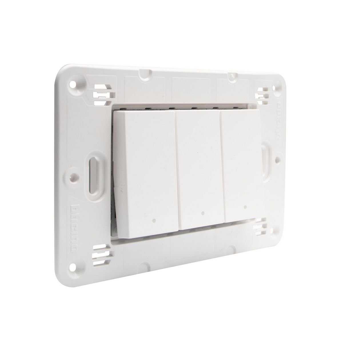 BTICINO - Interruptor Triple 9/32 Blanco Semi Armado Matixgo