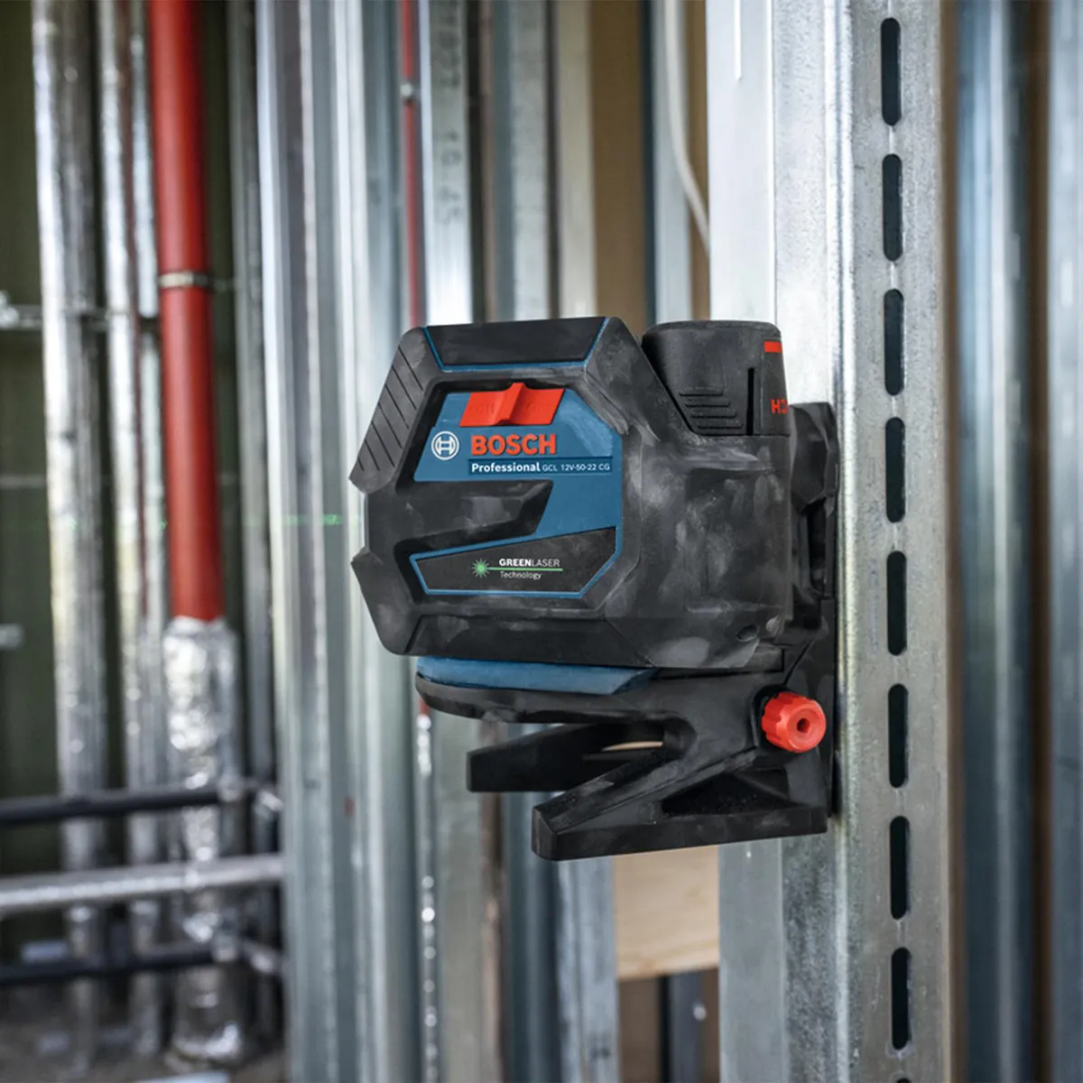 BOSCH - Nivel Láser de Líneas Verdes Bosch GCL 12V-50-22 CG + Tripode