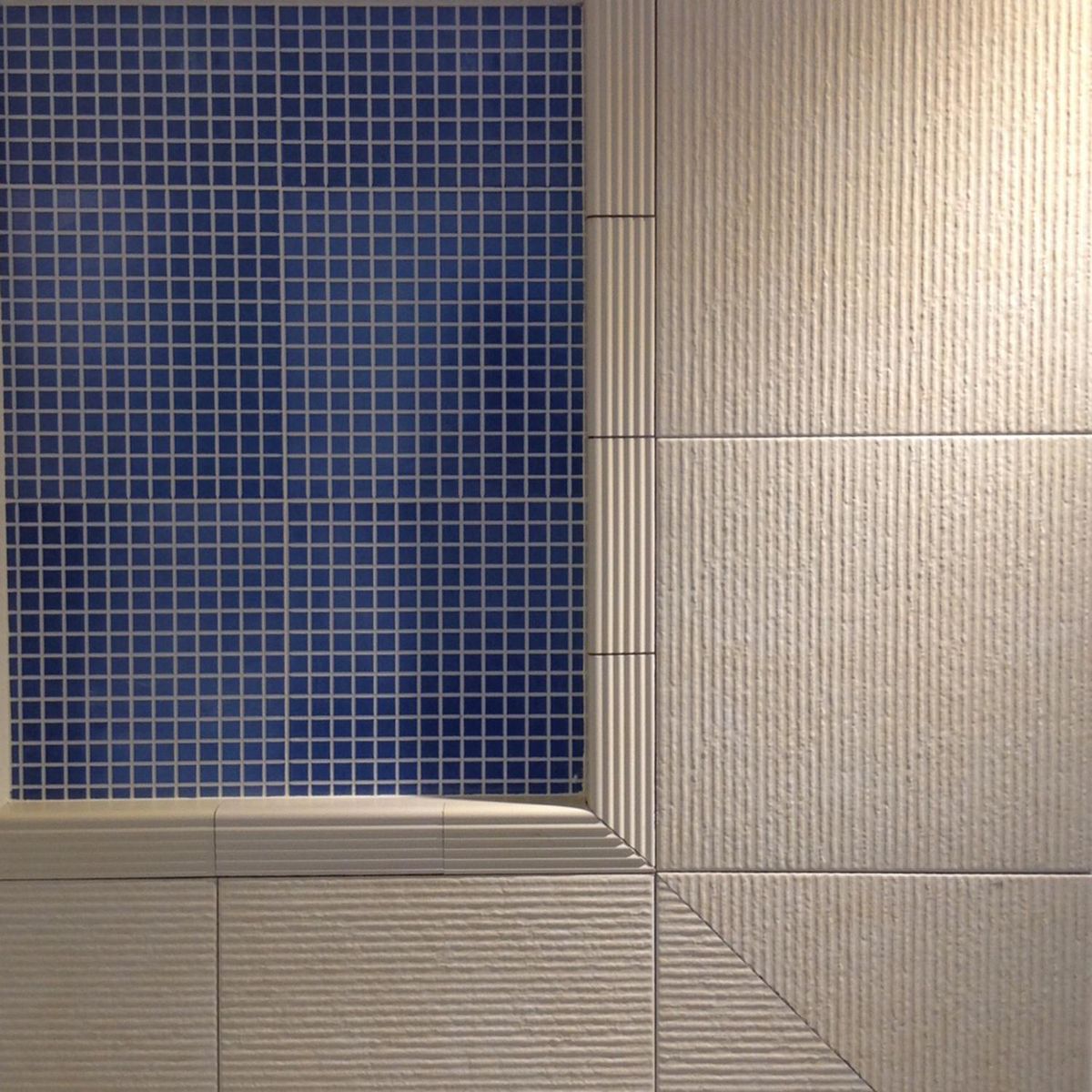 CORDILLERA - Cerámica 33x33 cm Acqua blue Azul 1.96 m2