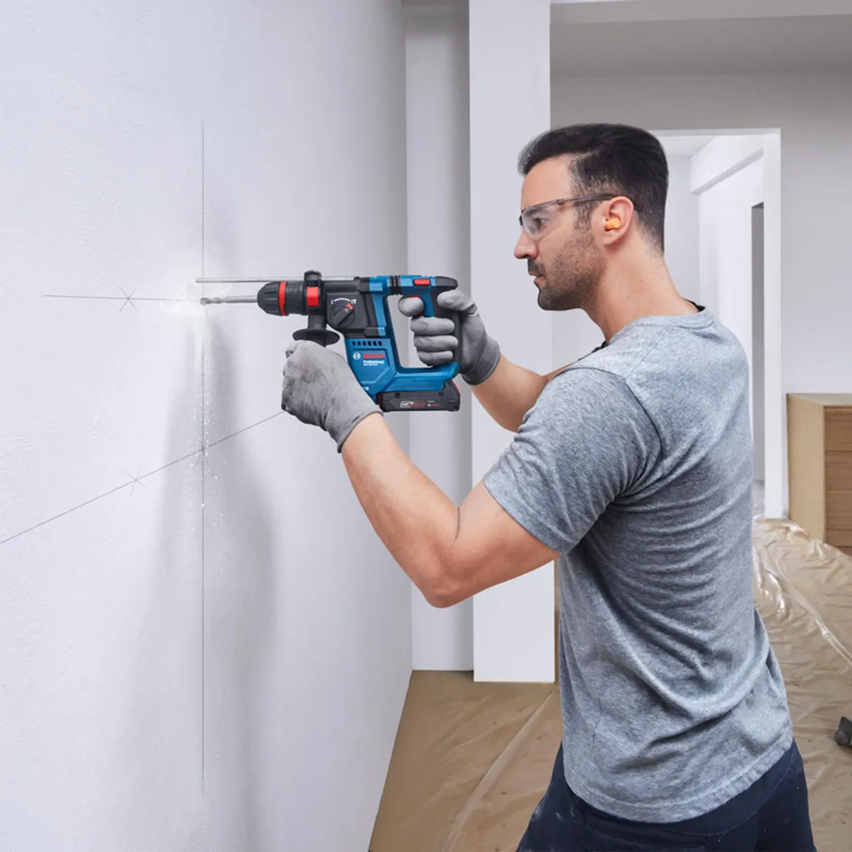 BOSCH - Martillo Inalámbrico 18V Sin Batería Ni Cargador