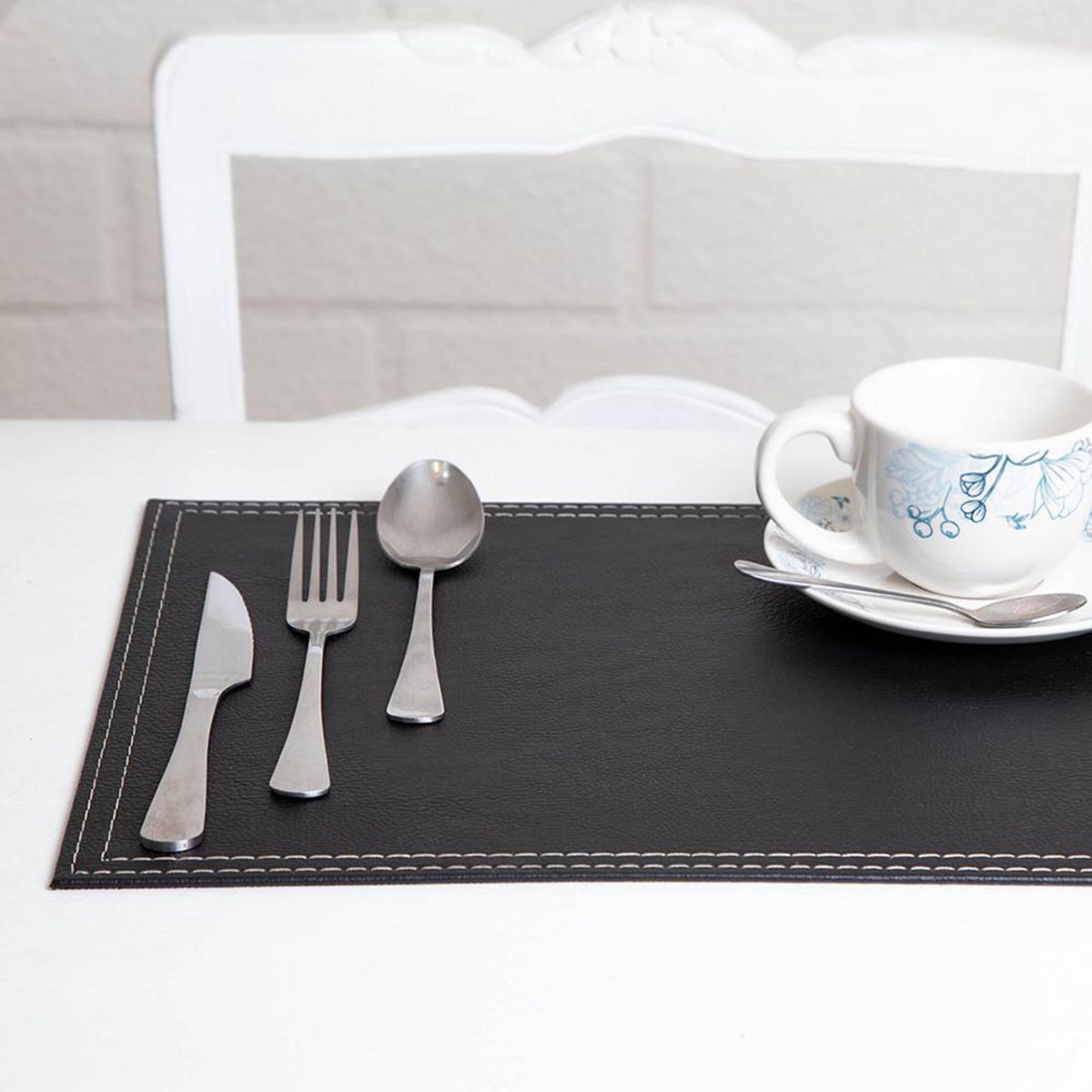 DORAL - Set 4 Individuales Rectangular 32x42 ECOCUERO NEGRO