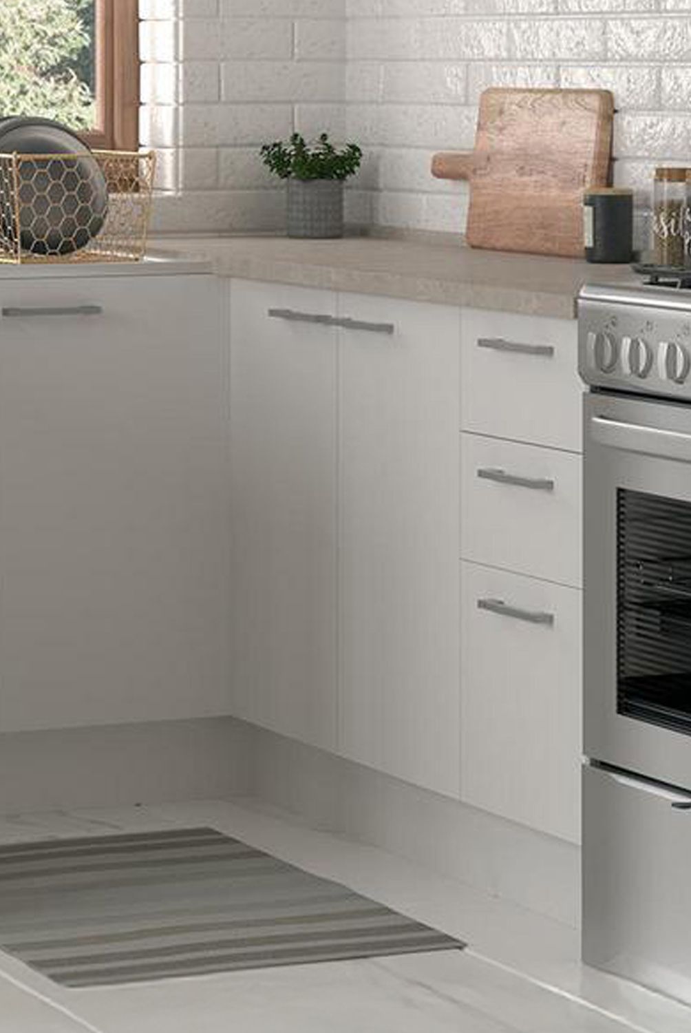 JUST HOME COLLECTION - Mueble base 3 puertas 2 cajones