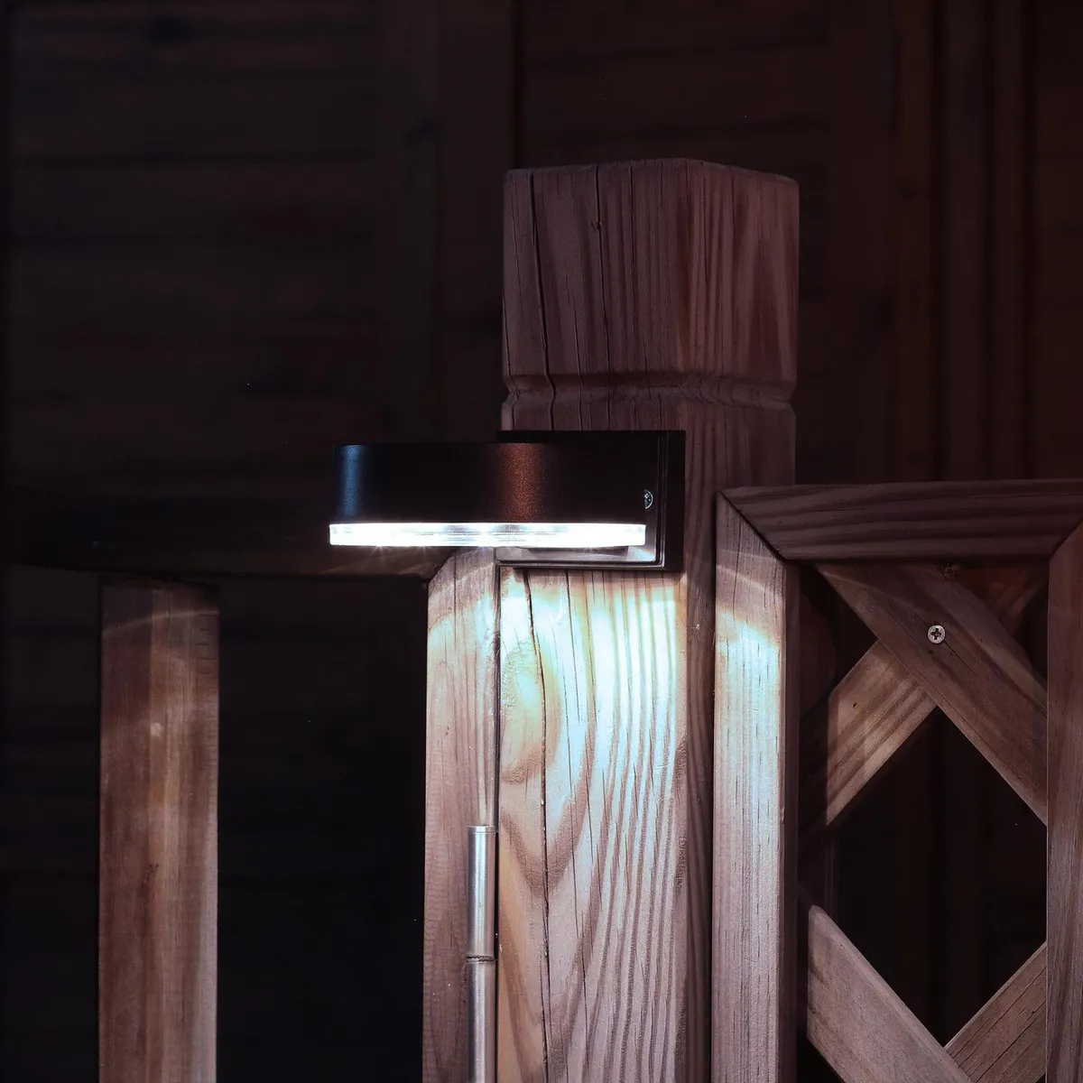 JUST HOME COLLECTION - Apliqué Exterior Solar Led IP44 Luz Fría