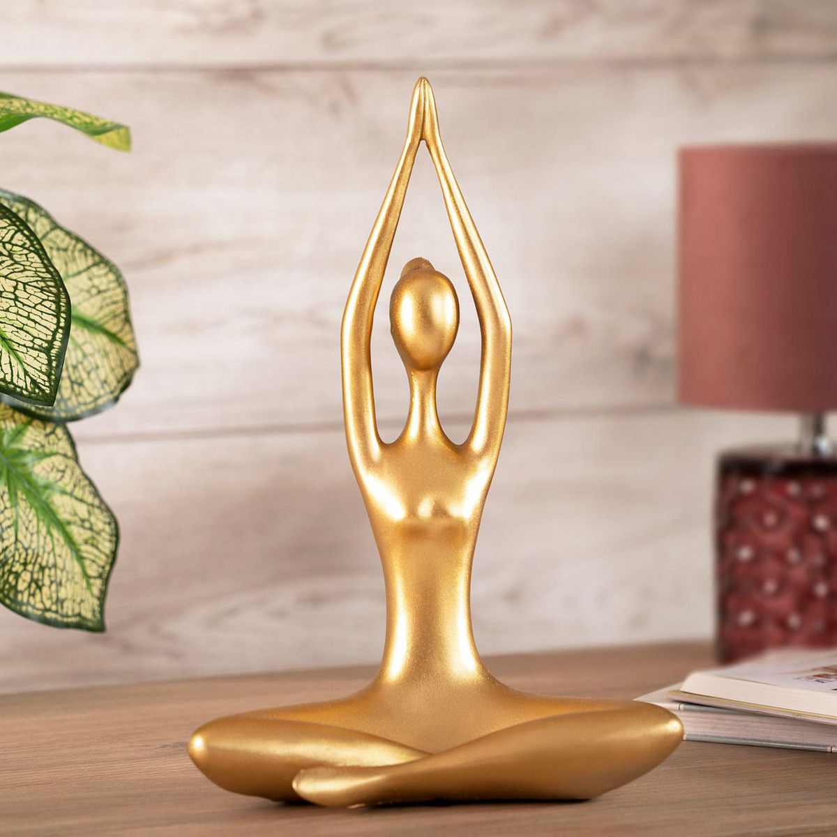 JUST HOME COLLECTION - Figura yoga manos arriba dorada 33,5 cm