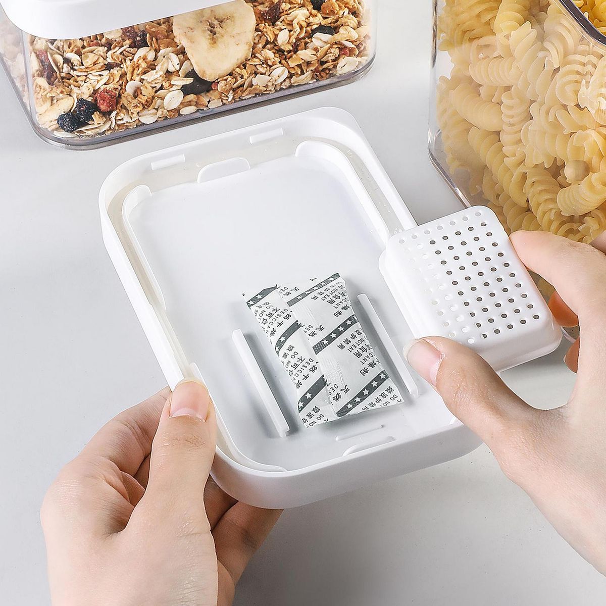 JUST HOME COLLECTION - Conservador de Alimento Acrílico 1.3 l