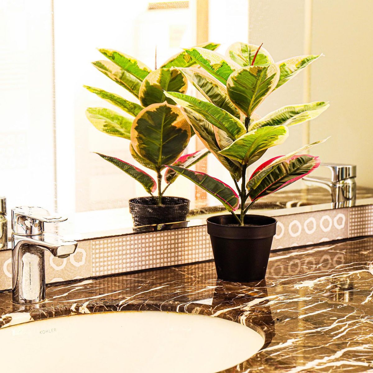 JUST HOME COLLECTION - Planta Artificial Gomero 43 cm Rosado