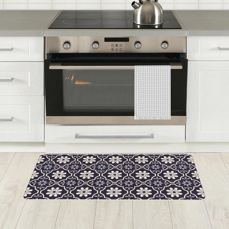 JUST HOME COLLECTION - Limpiapiés Cocina Medallones CC Petal 107x50 cm PVC Gris