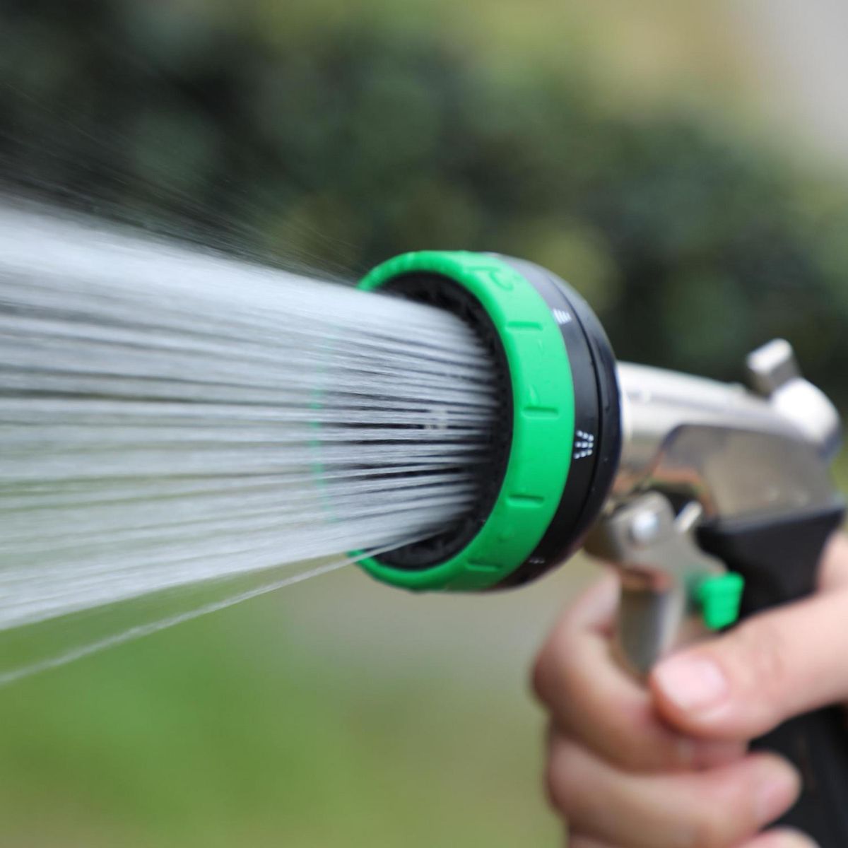 ERGO - Pistola de riego metalica 8 salidas