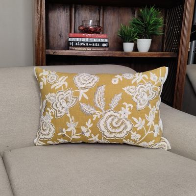 Imagen 2 del producto Cojín hogar 30x50 cm mostaza