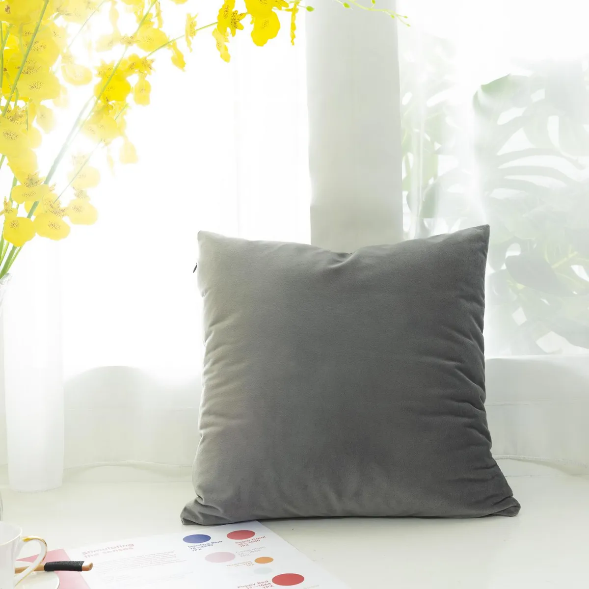 JUST HOME COLLECTION - Cojín Velvet 46x46 cm