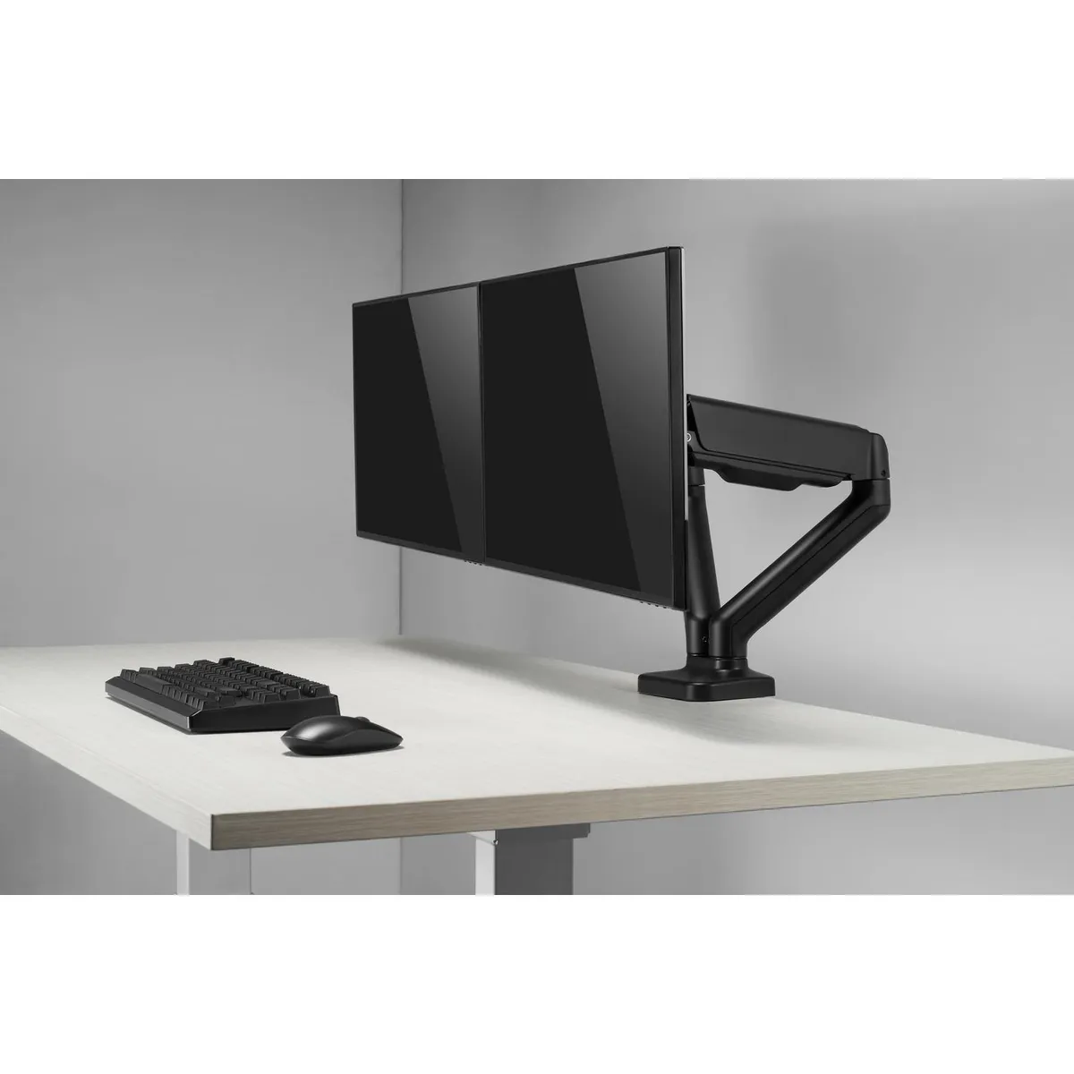 DAIRU - Soporte Brazo TV 32 " Empotrado