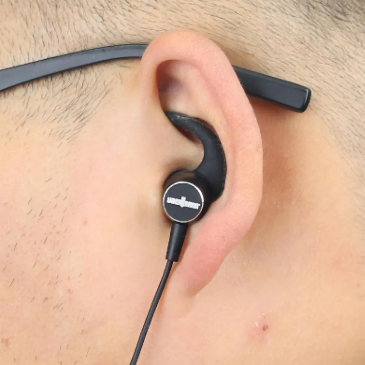 UBERMANN - Audífonos alámbricos tipo C hecho con Kevlar