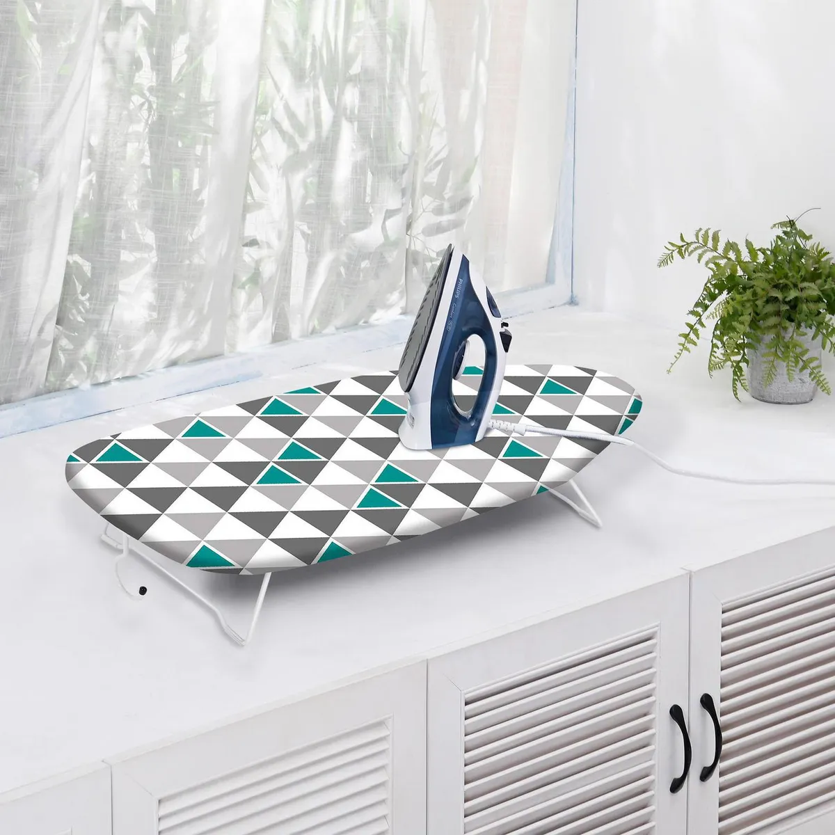 KLEINE WOLKE - Tabla de Planchar Mesa Kleine Wolke con Colgador 76x30 cm