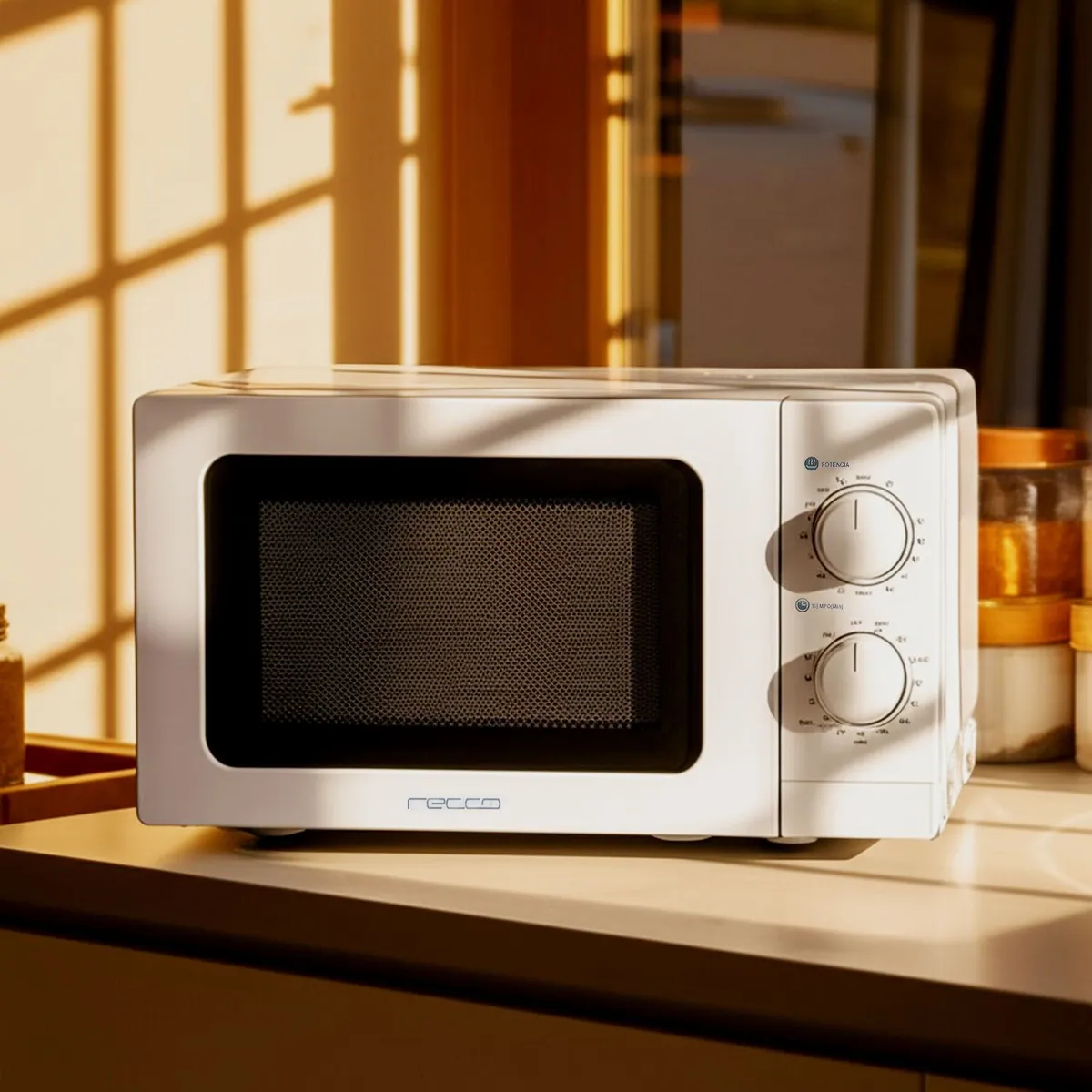 RECCO - Microondas Análogo 20 Litros Blanco RMM-20